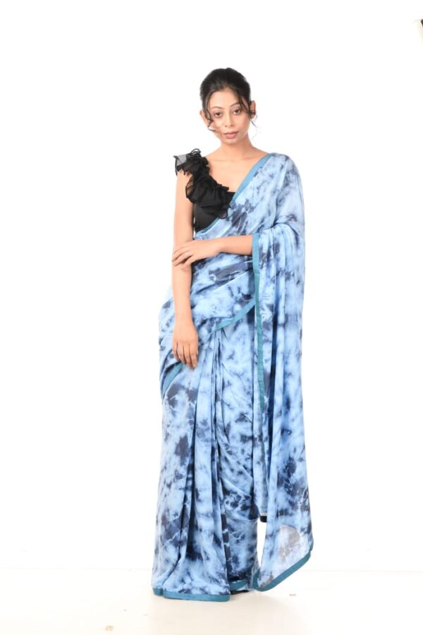 Blue craters (saree)